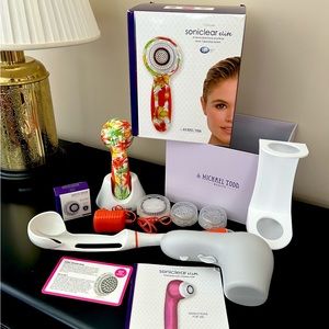 Michael Todd Soniclear Elite- Deluxe Face and Body Cleansing System